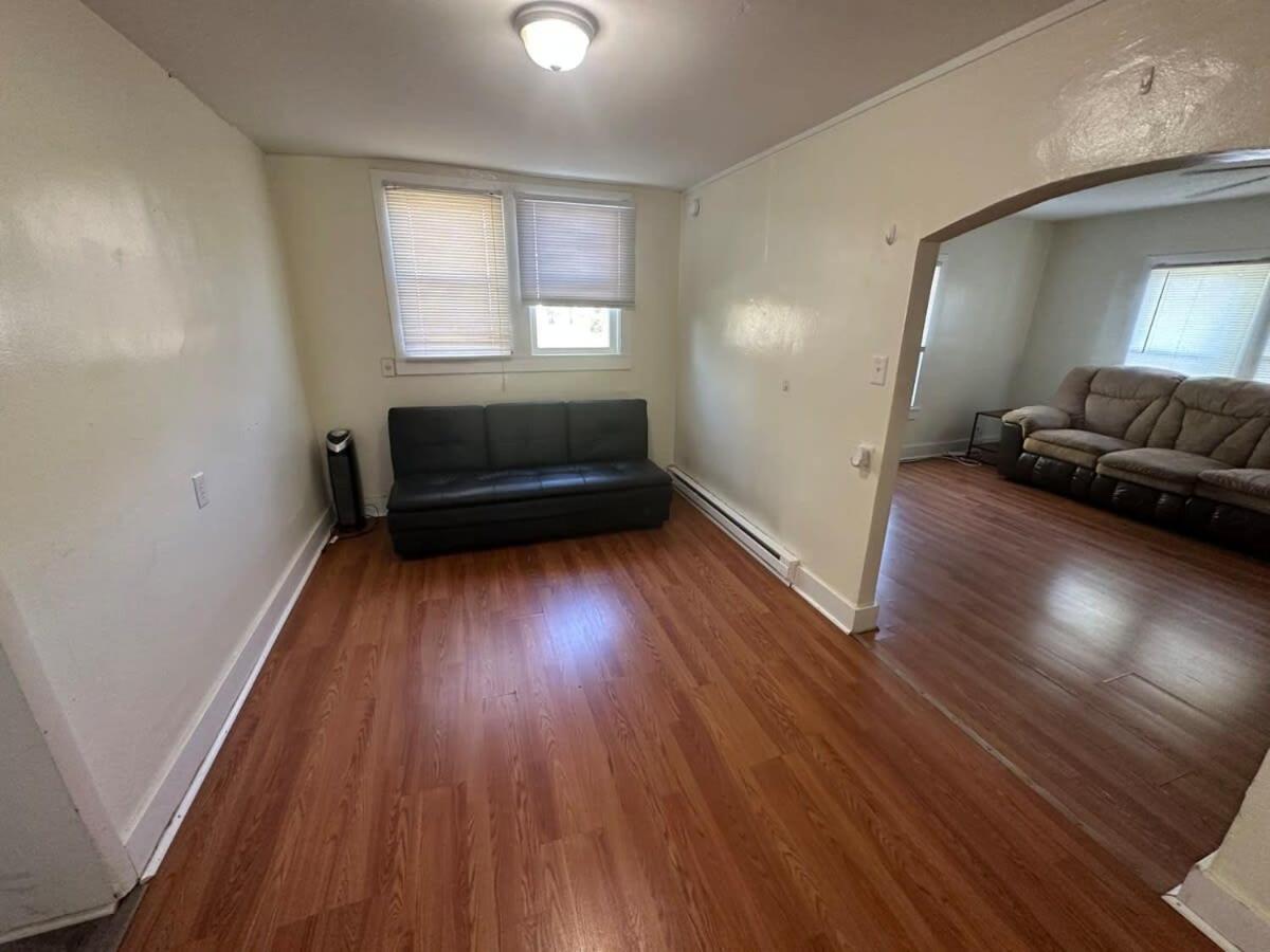 Charming 3-Bed, 1,5 Bath Home - Entire Space Just For You! Goodlettsville Exterior foto